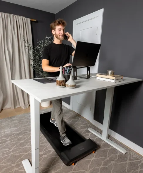 walkingpad-a1-Pro-standing-desk-walking